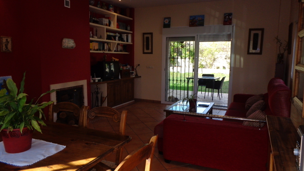 Living room with fire place