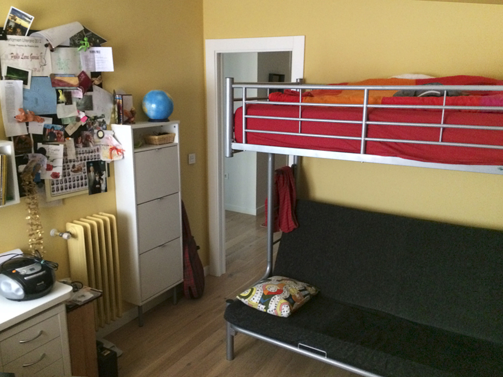 Pablo's bedroom /Dormitorio de Pablo