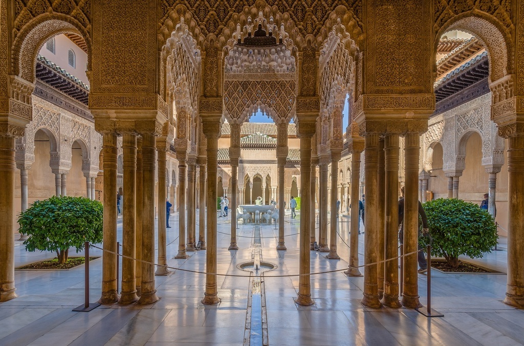 Patio de los leones en la Alhambra