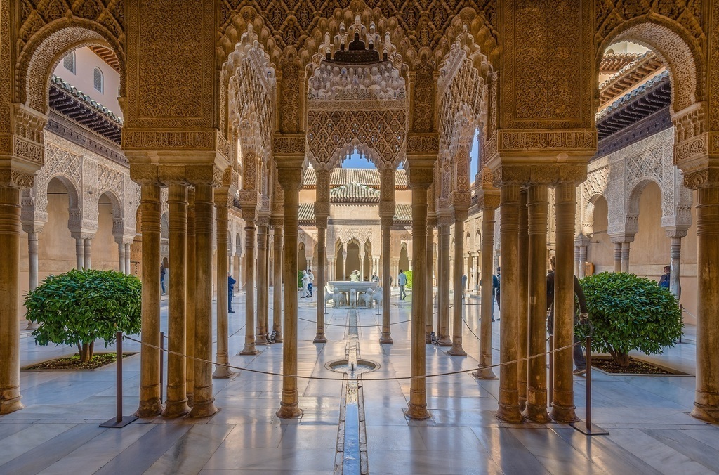 Patio de los leones en la Alhambra