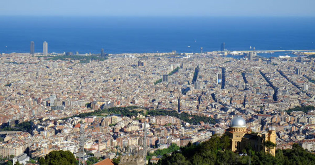 Barcelona fly view