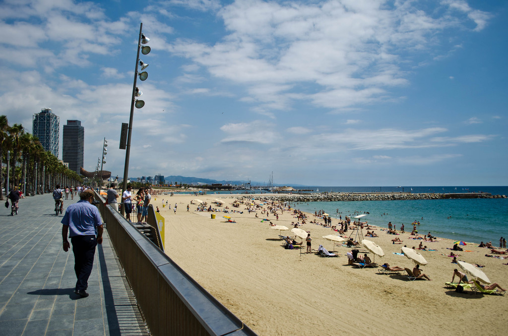 Barceloneta promenade