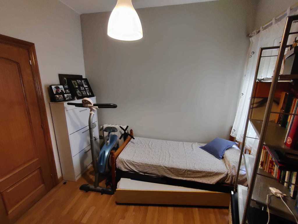 Guest room also with static bicycle