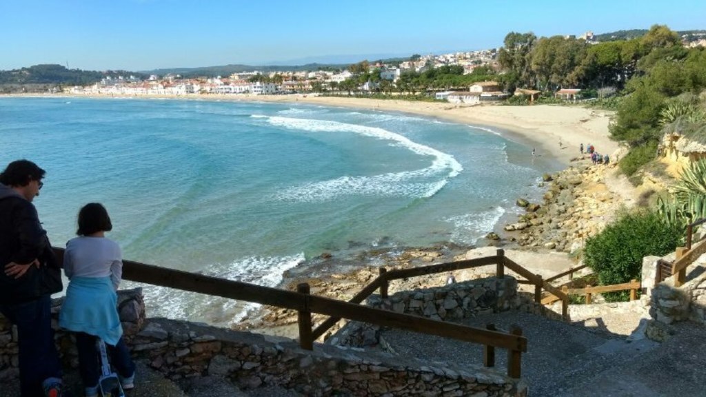 Altafulla beach (730m from home)