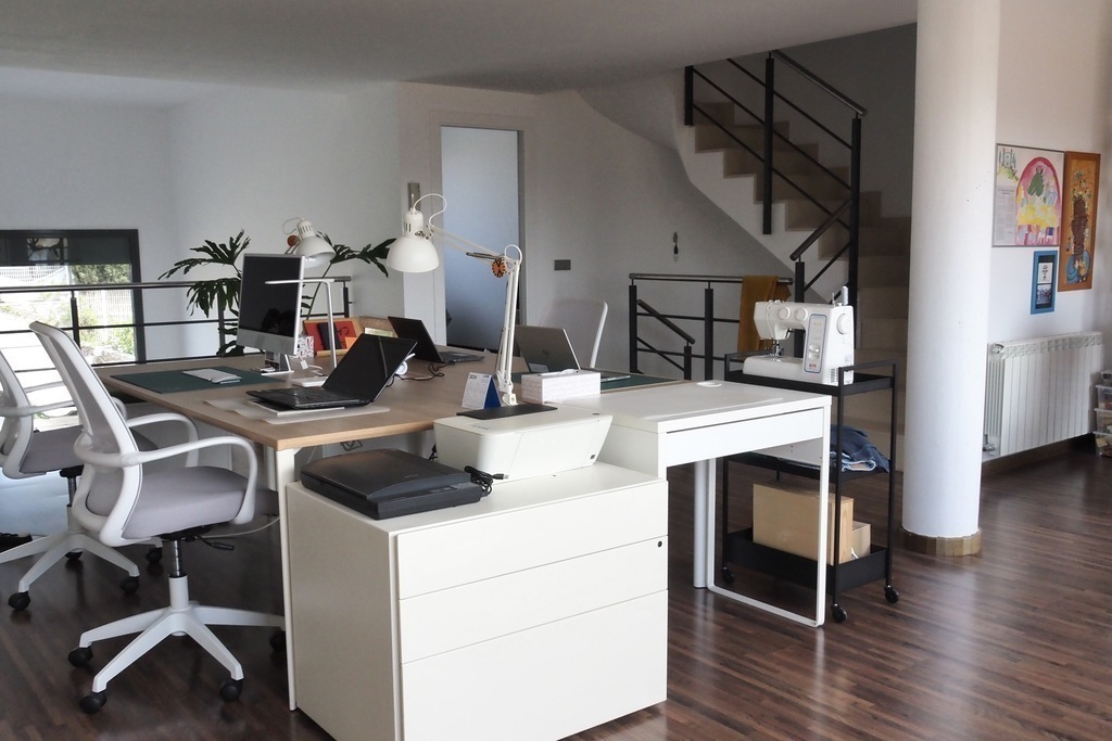 Estudi a la primera planta - Study on the first floor