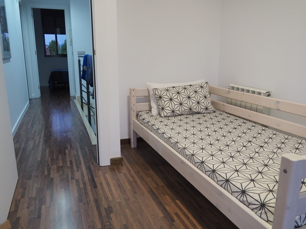 Un altra habitació a la segona planta - Another room on the second floor