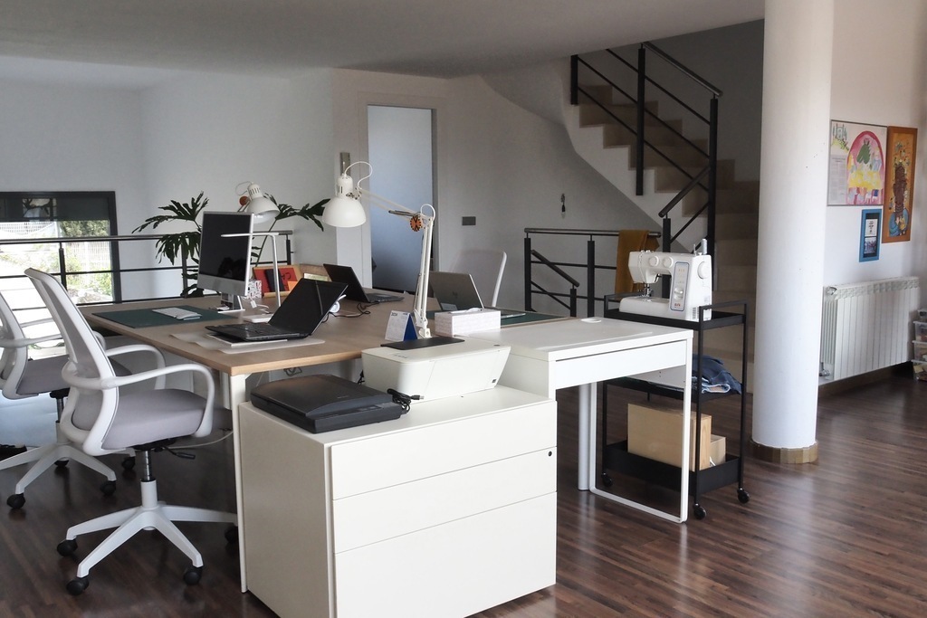 Estudi a la primera planta - Study on the first floor