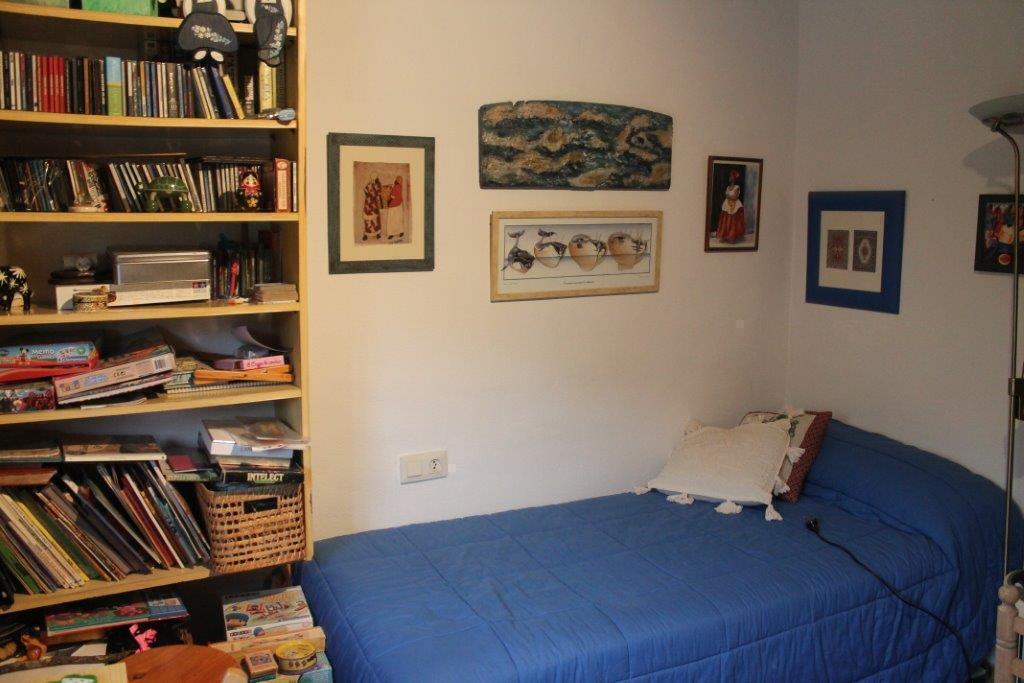 second bedroom, two beds