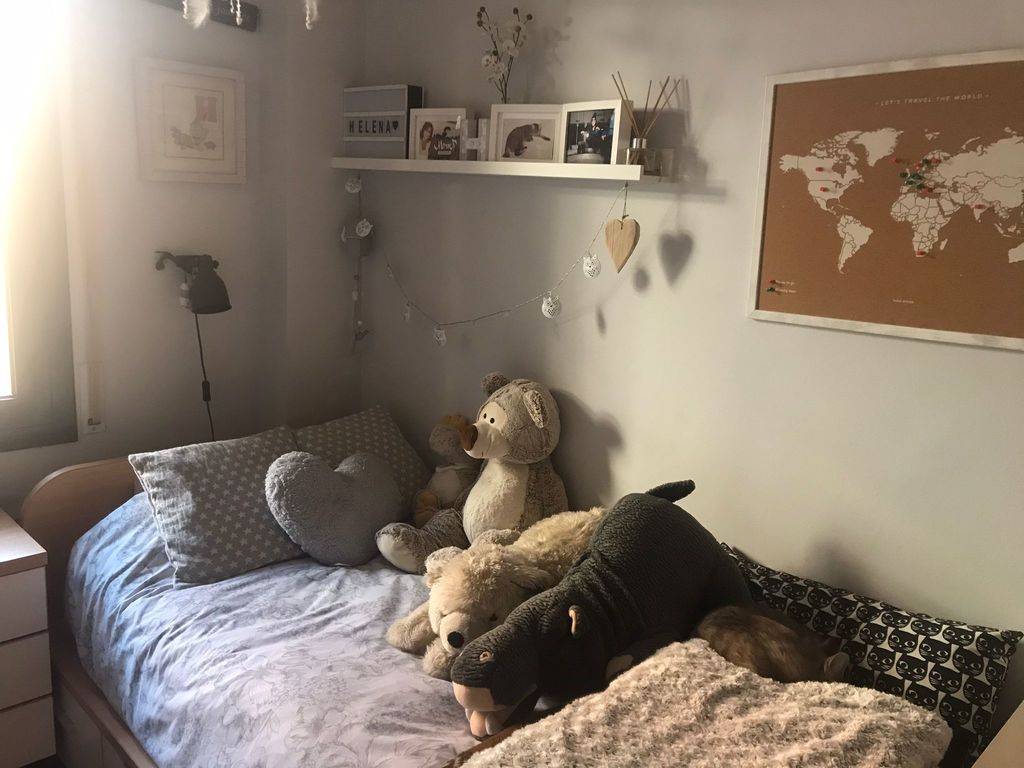 Helena’s bedroom