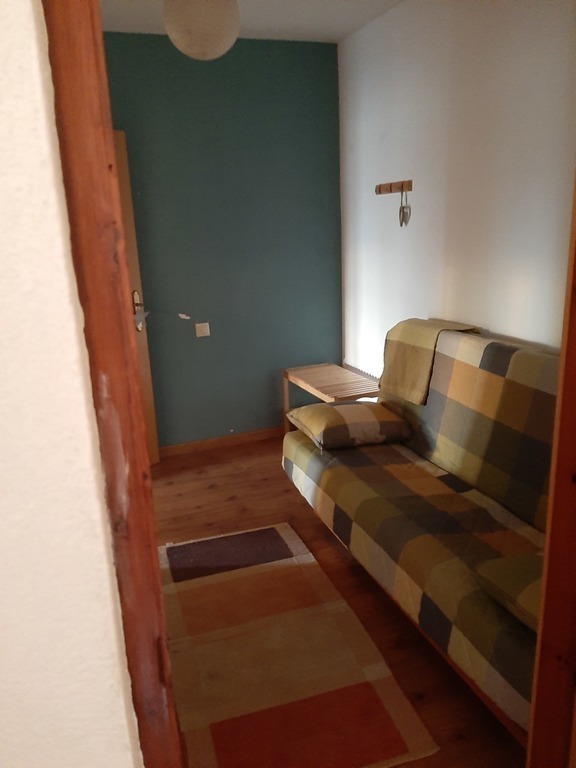 Guest room, with a double sofa bed