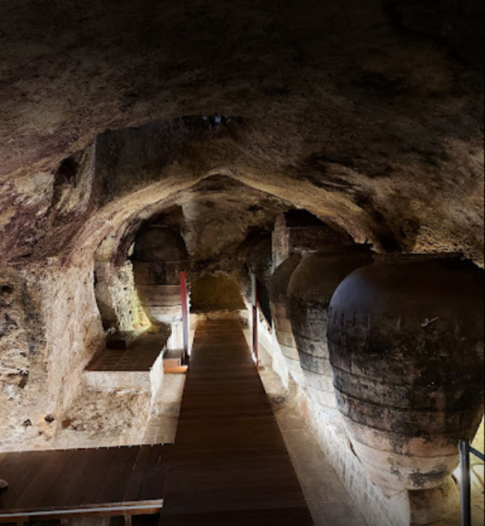 Wine cellars in Requena (45 minuts from home)
