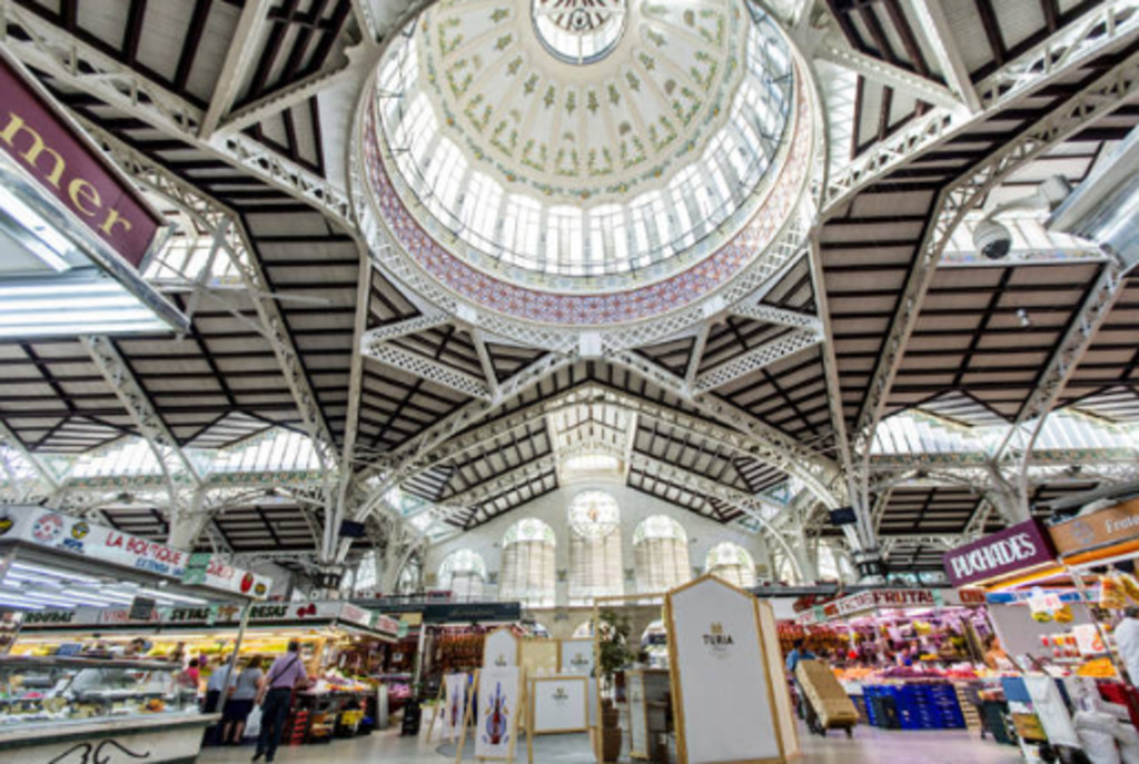 Mercado central de Valencia ( 15min. by car o subway)