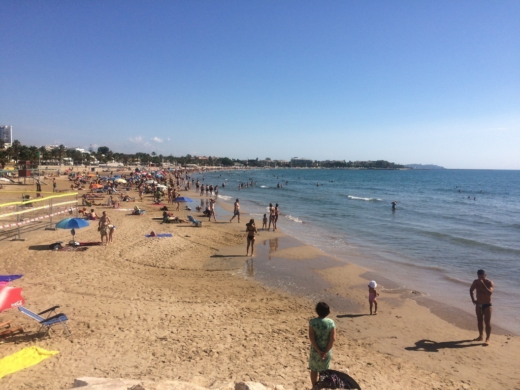 Playa Larga beach, 10-minute car ride