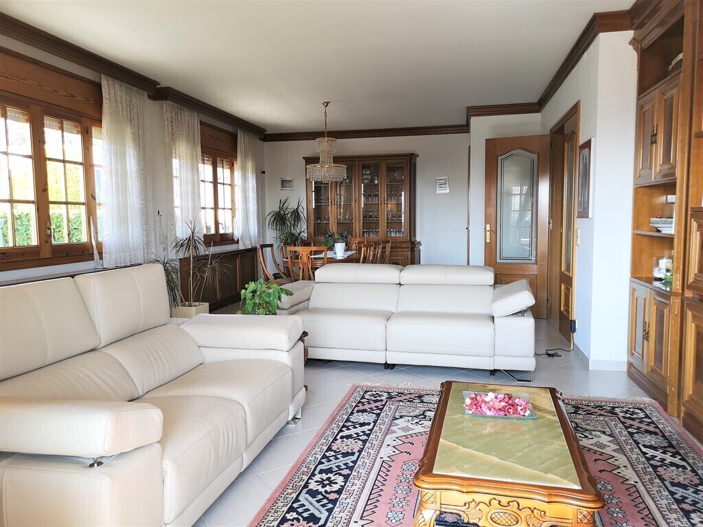 Main floor living room 