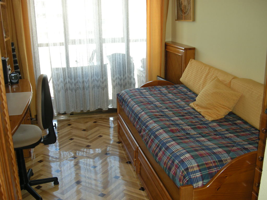 small bedroom Madrid