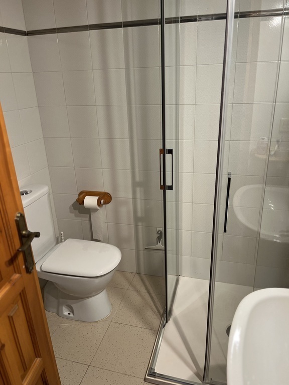 Baño en zona de dormitorios 