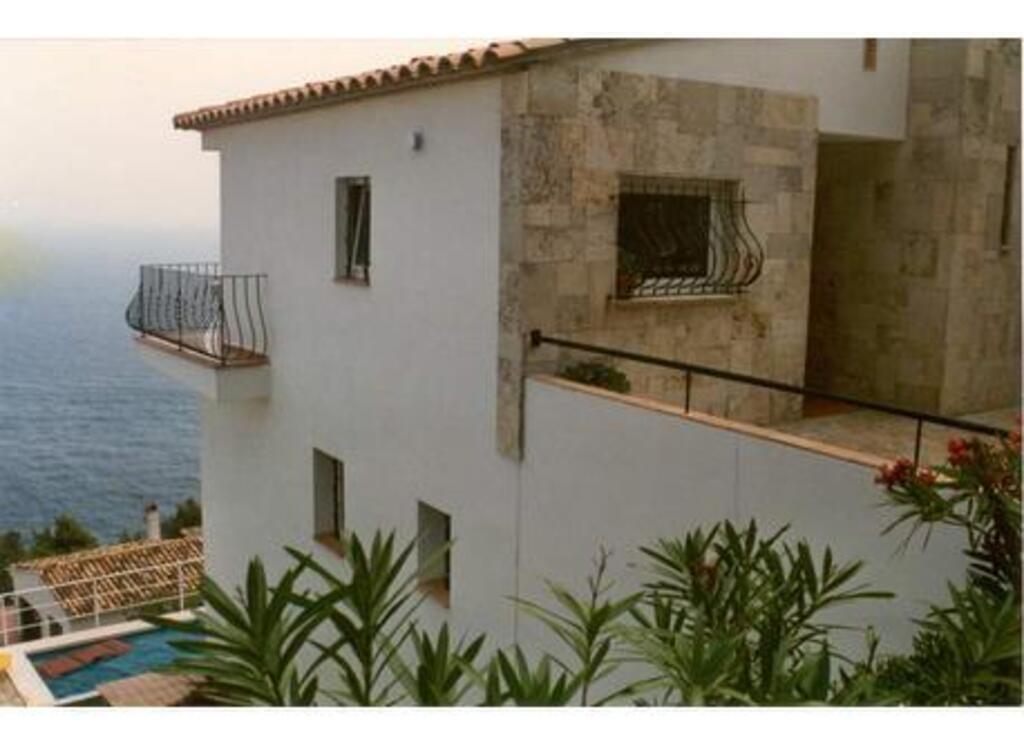 Vista desde acceso calle