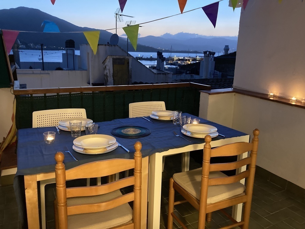 Port de la Selva (terrace at night)