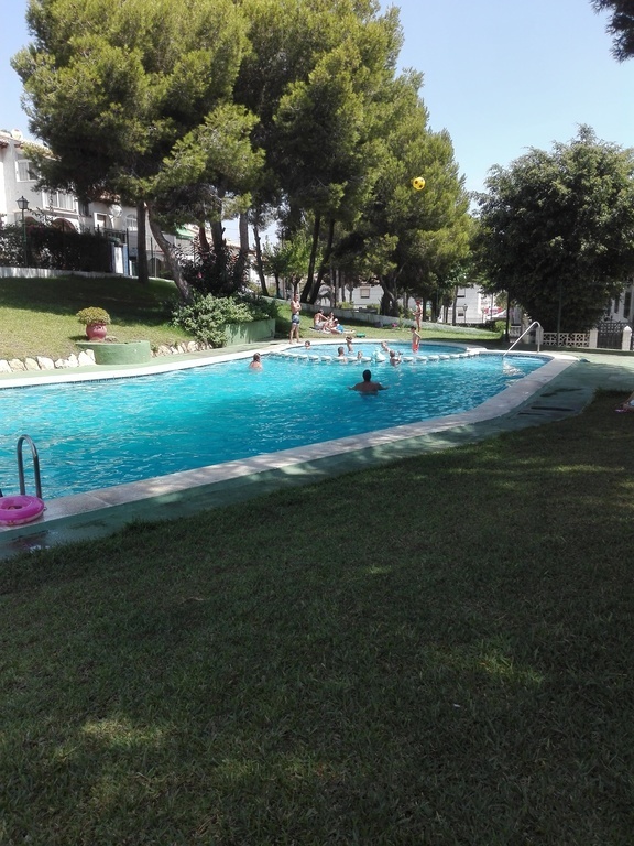 Una de las dos piscinas