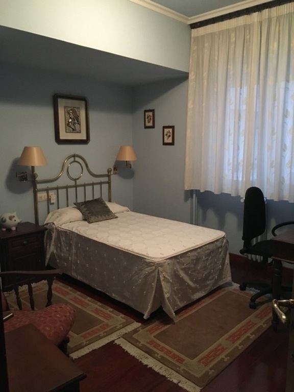 Single bedroom
