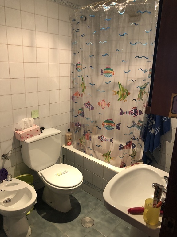 Bathroom2