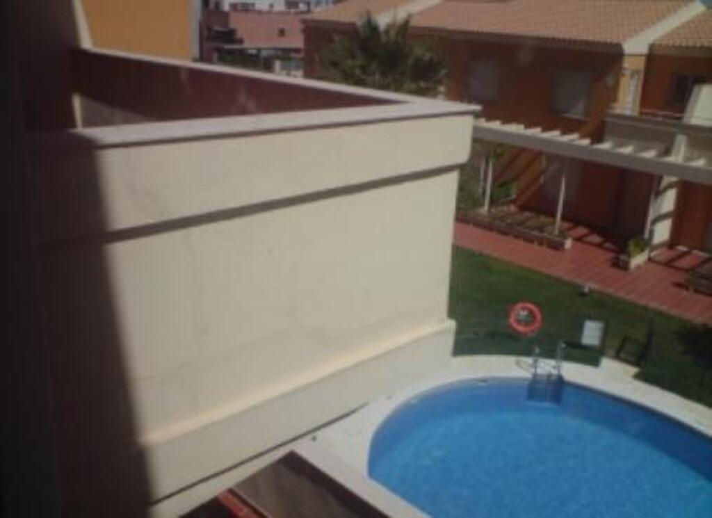 piscina adultos,desde dormitorio matrimonio