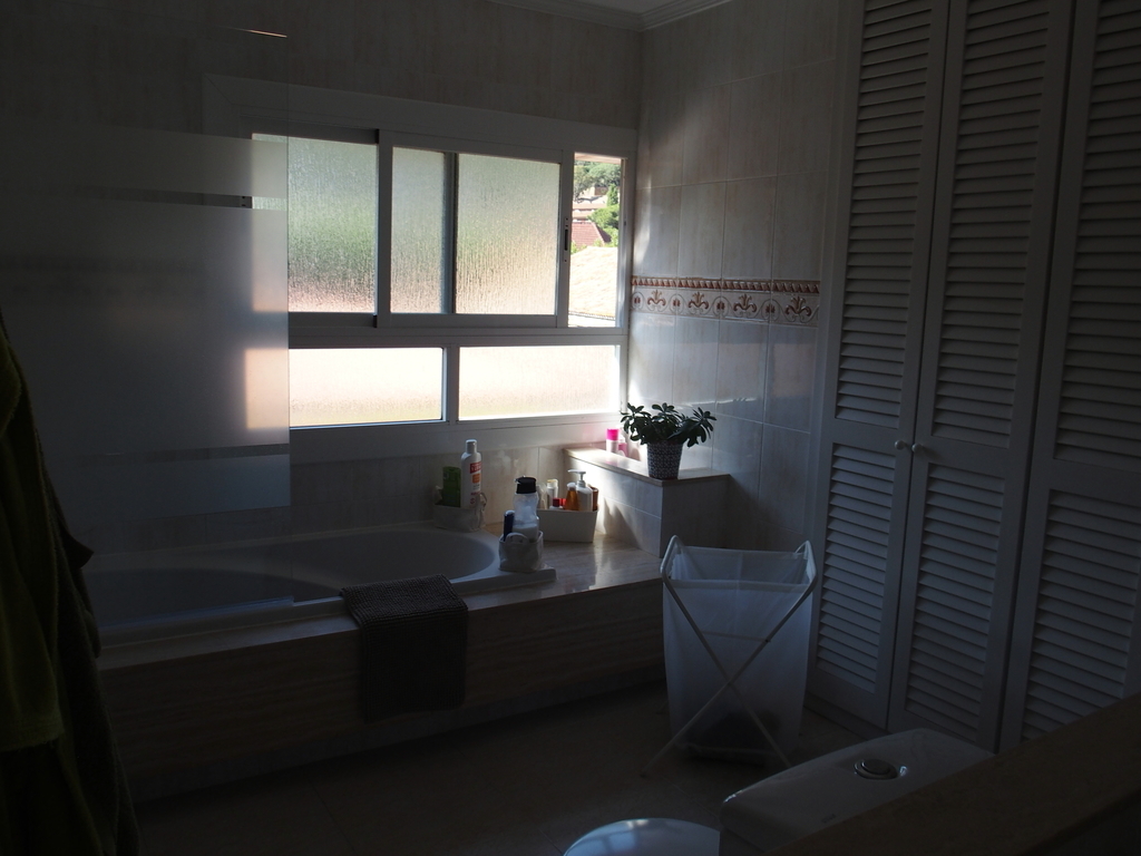 Main Room Bathroom