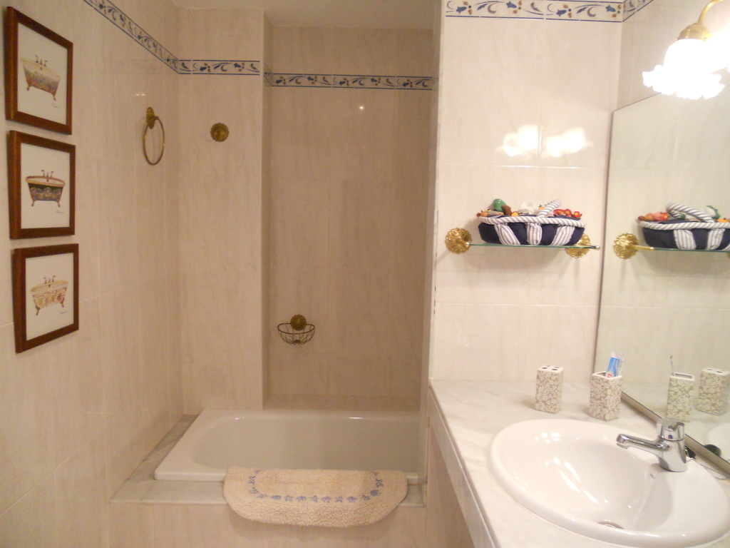 Master bedroom bathroom