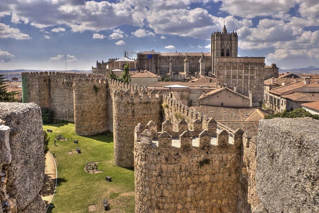 AVILA - Medieval walls & Cathedral