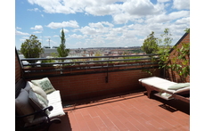 Terrace with unobstructed views of the city and privacy
