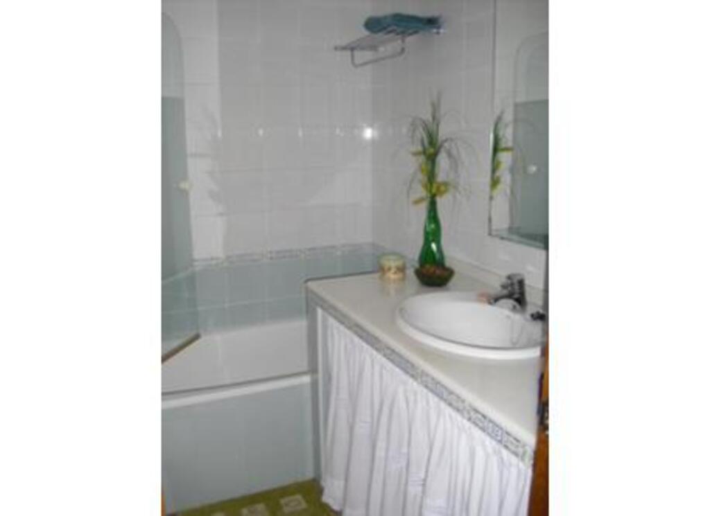 bathroom (the one with a bathtub)