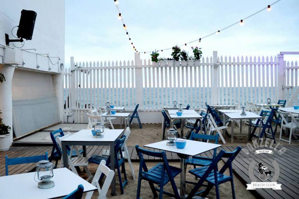 La Donzella (300 m from home) - Beach restaurant and cocktail bar