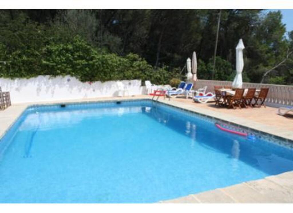 The very private pool 