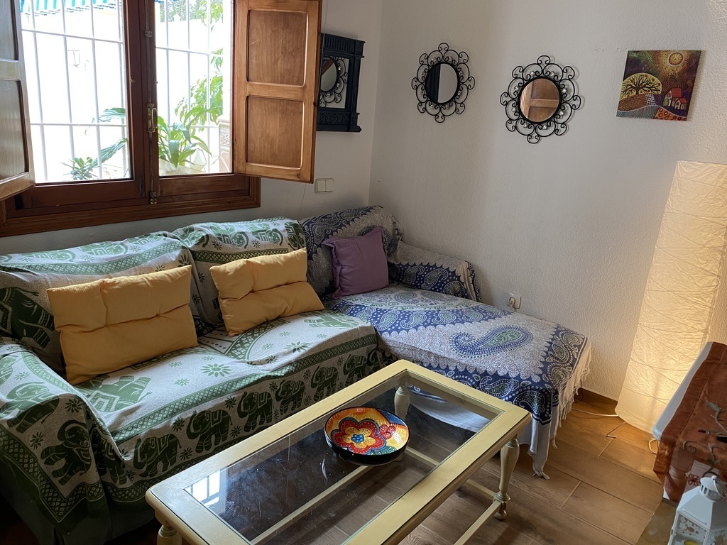 Salón- zona sofá y TV