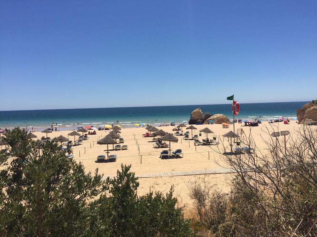 Playa del Algarve: os 3 irmaos.