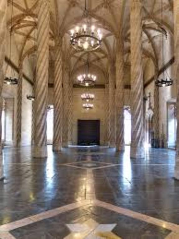 Lonja de Valencia. S XV . Construcción Gótica