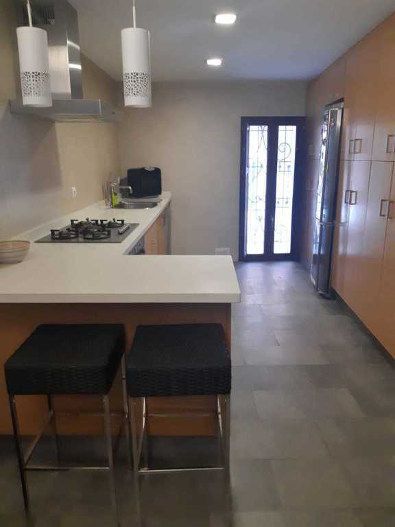 Cocina desde el comedor - Kitchen from the dining room