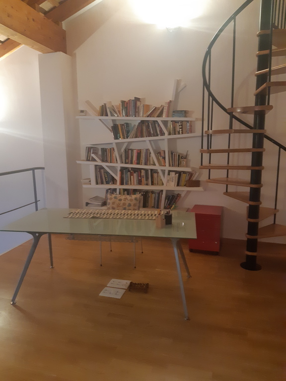 Despacho en el primer piso - Studio on the first floor