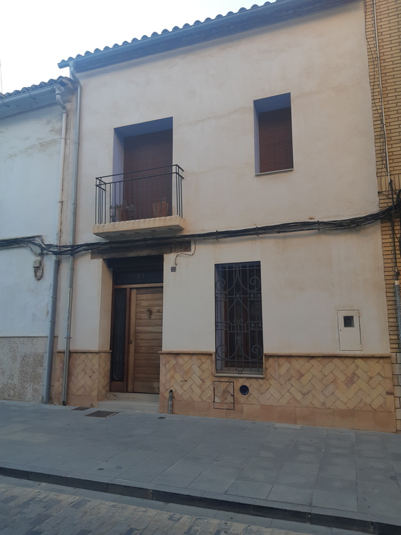 Fachada de la casa - Façade of the house