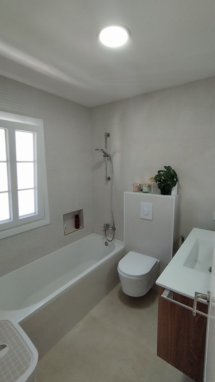 Teenager bedroom - bathroom 3