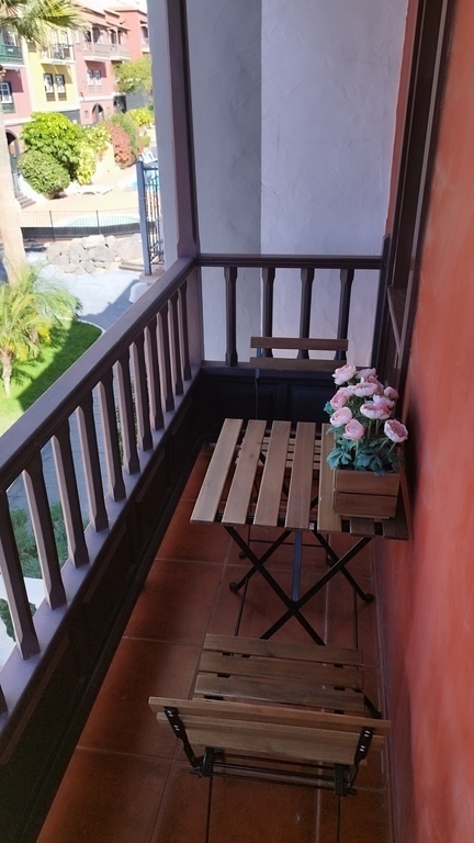 Teenager room - balcony