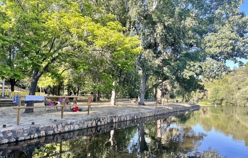 Piscina natural de Hernán Pérez. Hernán Pérez natural pool