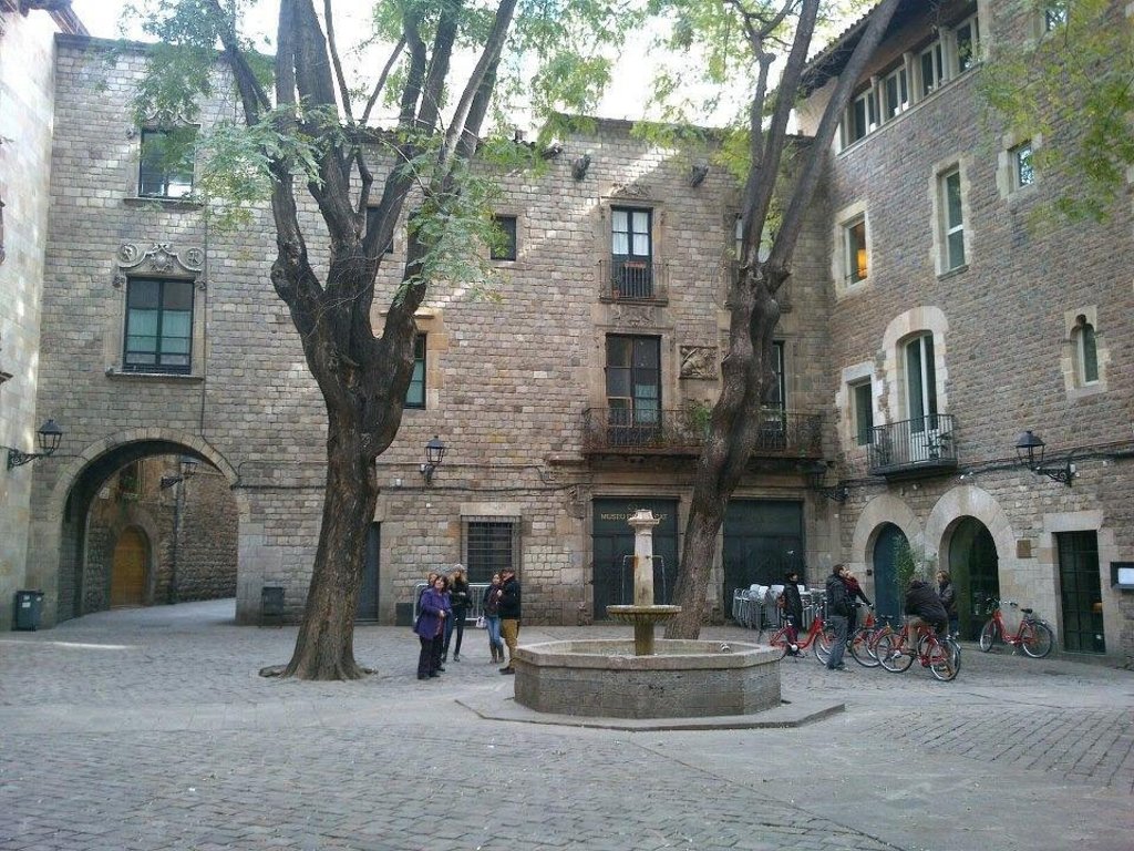 Plaça de Sant Felip Neri (Barcelona)