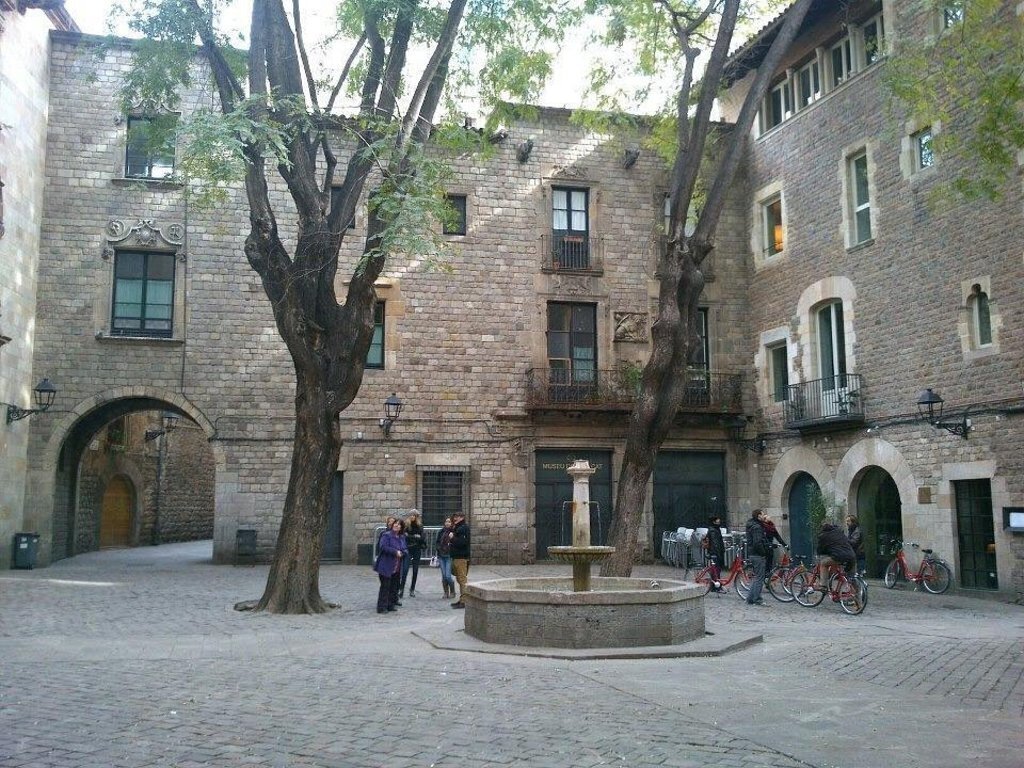 Plaça de Sant Felip Neri (Barcelona)