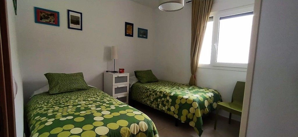 90-cm beds. Bedroom 2