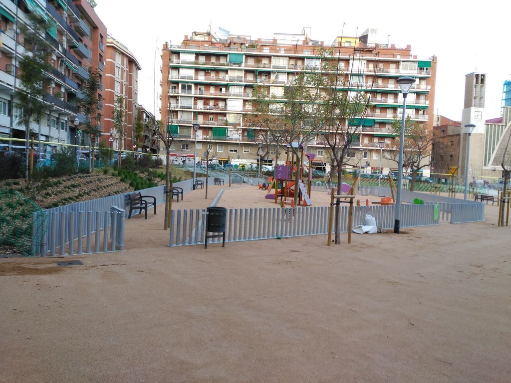 Sants - Can Mantega garden (neighborhood)