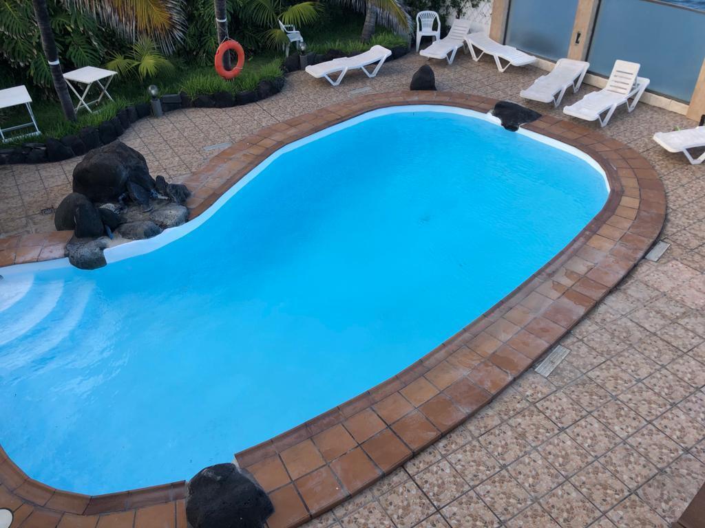 Piscina de agua de mar