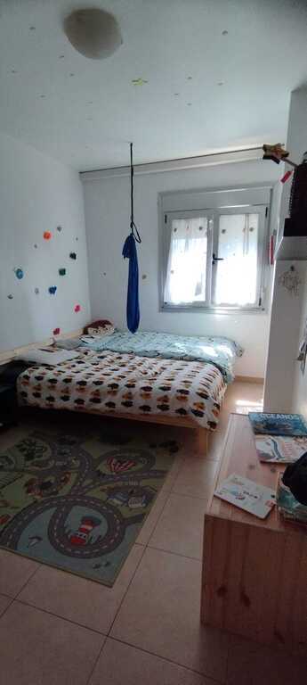 dormitorio niños (2 camas 90 x200 cm) / children's bedroom (2 beds 90 x200 cm)