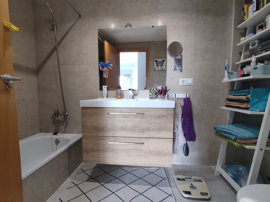 baño dormitorio principal (con bañera)