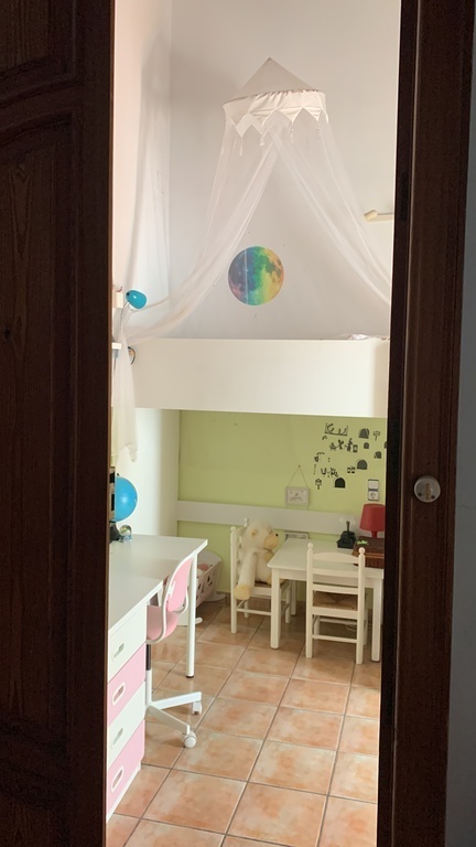 habitación con litera